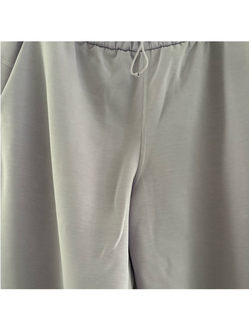 lululemon athletica softstreme Lavender Wide-Leg Track Pants Sz 12 - Picture 4 of 7